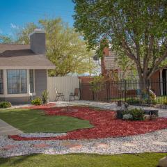 Private Room in a 4 Bedroom House in Palmdale