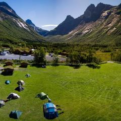 Trollstigen Camping and Gjestegård