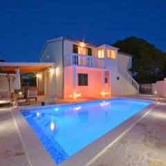 Villa Mr.H