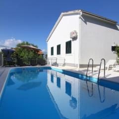 Luxury House with Pool