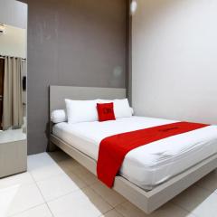 RedDoorz Plus near UPN Jogjakarta 2