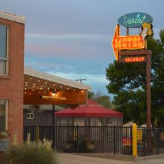 Lariat Motel