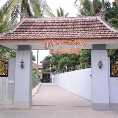Rumah Eyang Guest House
