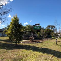 Green Door Motel