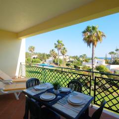 Apartment Coelha Beach - Pool - Free Wi-Fi - Air Con