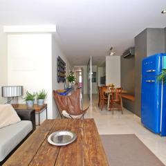 Blue fridge apartmen · Blue fridge apartmen · Ideal for couples, near beach and well connected