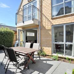 Regents Villas - Christchurch Holiday Homes