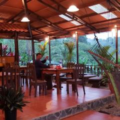 Cabinas Pura Vida B&B and Tour Operator