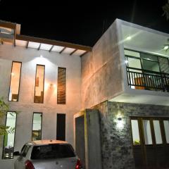 Ayubowan Holiday Home