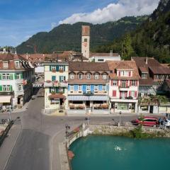 The Aarburg Hotel & Café