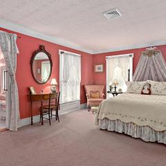 Princess Anne Book Lovers Inn