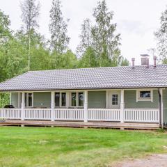 Holiday Home Petäjäniemi by Interhome