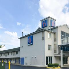 斯泰茨维尔6号汽车旅馆