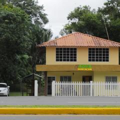 Hostel Guayacan