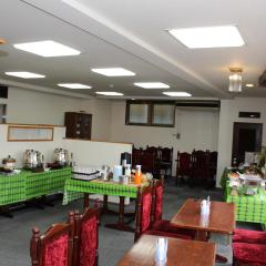 东广岛西条山酒店