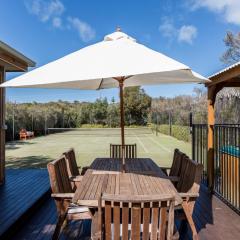 The Heyfield Hideaway: Tennis & Spa
