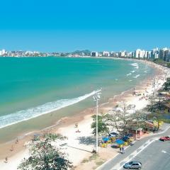SEGUNDA CASA - Seu cantinho em Guarapari, 1 minuto a pé da Praia do Morro! Suítes confortáveis e modernas - Para casal ou para grupos de até 5 pessoas