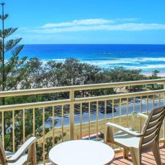 Seacrest Beachfront Apartments Surfers Paradise