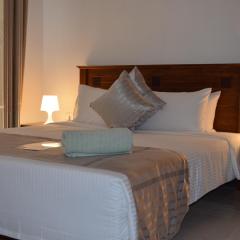 Beach Mount Apartment (Blue Ocean Apartment)