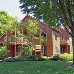 Spacious 2 Bed Condo at Crystal Mountain Resort