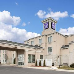 Sleep Inn & Suites Sheboygan I-43