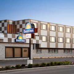 Days Inn by Wyndham Sylvan Lake