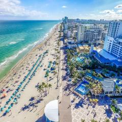 Chic 1 BR w Parking Space Walk to the Beach 6