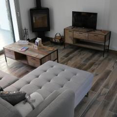 Evmelia Kakopetria Suites
