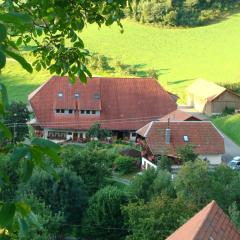 Jungbauernhof - Ferienwohnung Speicher