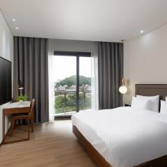 N Bridge Hotel JEON JU