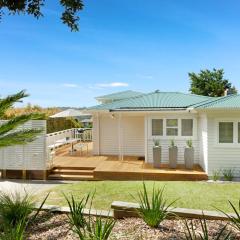 Eight on Church - near Mudbrick & Cable Bay