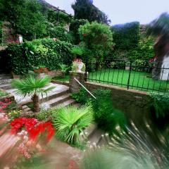 Green Oasis Family Apartments