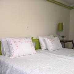 Spitaki Spata Airport Studio