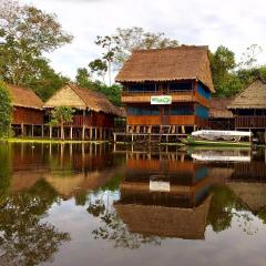 Yaku Amazon Lodge & Expeditions