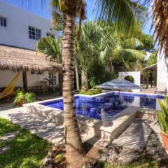 Villa Escondida Guest House Cozumel Downtown