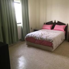 BIG ROOM