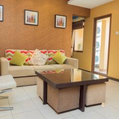 Antique 3BR at Grand Setiabudi Apartment By Travelio