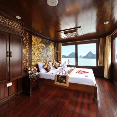 Renea Cruises Halong