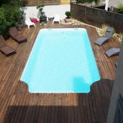 Proche Centre Ville historique Aix avec PISCINE et grande terrasse Villa Pont de l'Arc