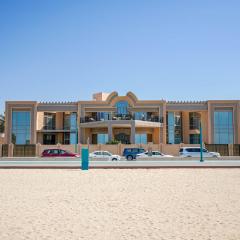 Hometown Apartments - Kite Palace - Lavish 7 Bedrooms villa on Kite Beach