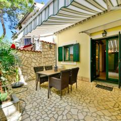 Holiday Home Divna by Interhome