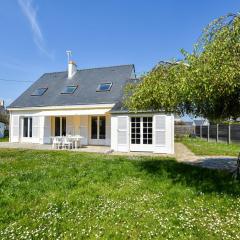 Peaceful holiday home near the beach