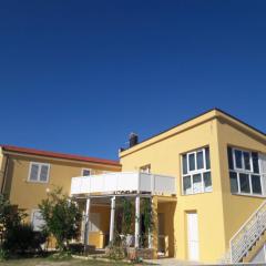 Apartments Baotic Vir
