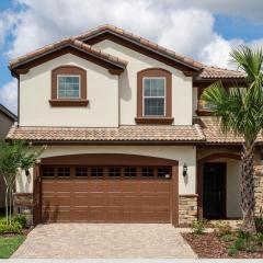 Luxury 6BR Villa in Windsor at Westside Resort