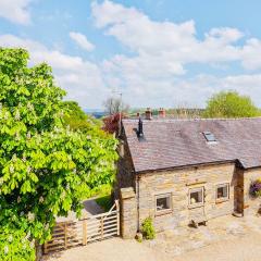 Harewood Cottage Peak District