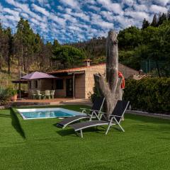 Roque nublo rural houses I