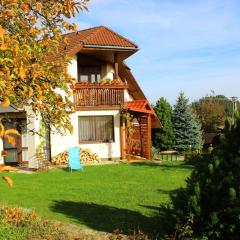 Clara Valis - Village House
