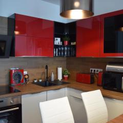 Lido Riviéra, Relux Apartman Balatonlelle