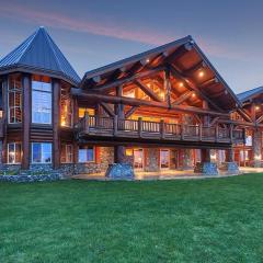 LX28: Gold Beach Oceanfront Estate