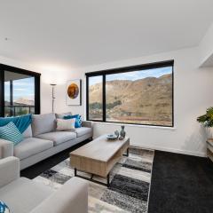 Coronet Apartment, Complete comfort and views